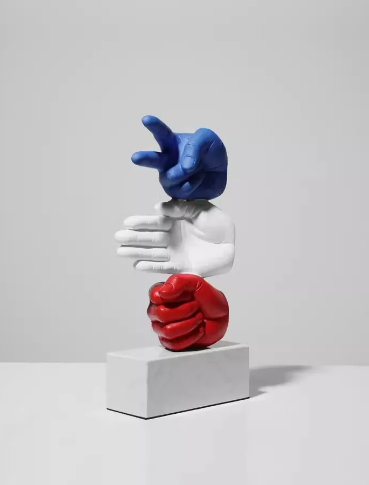 Rock-Paper-Scissors Sculpture by Clara Müller